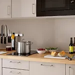 Flora Apartment Hotel